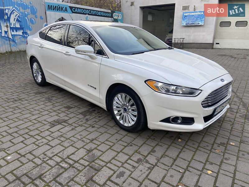 Седан Ford Fusion 2012 в Ивано-Франковске фото 7 Седан Ford Fusion 2012 в Ивано-Франковске