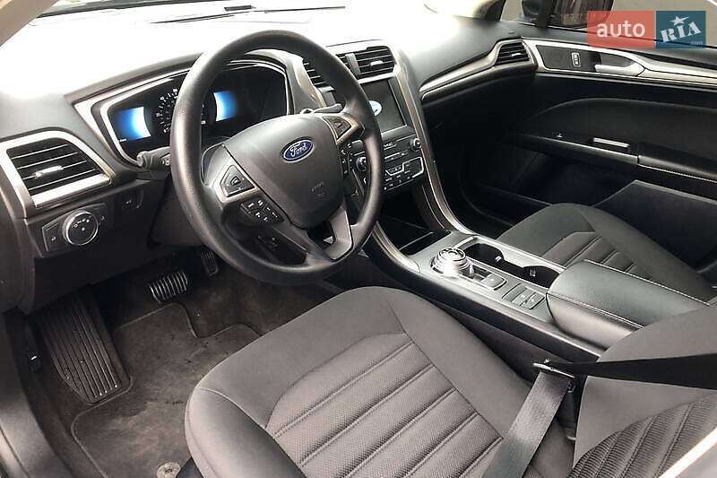 Седан Ford Fusion 2019 в Киеве фото 17 Седан Ford Fusion 2019 в Киеве