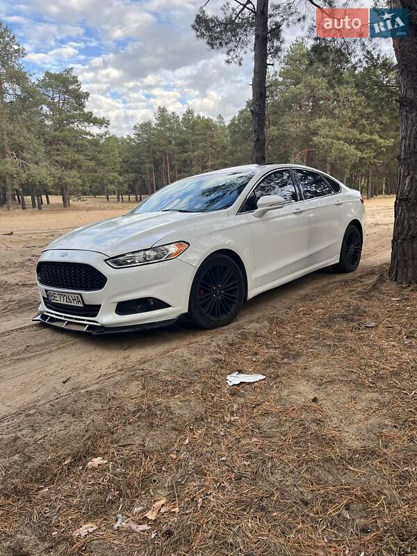 Седан Ford Fusion 2014 в Миколаєві