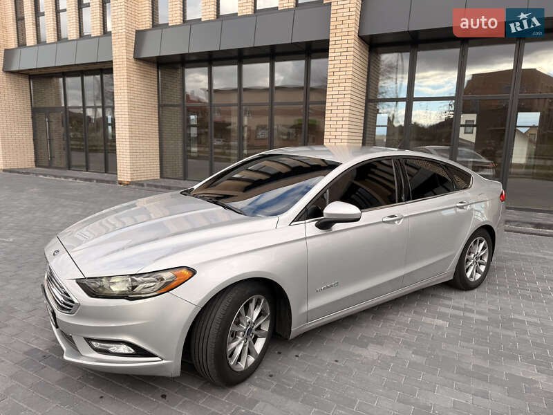 Седан Ford Fusion 2018 в Виннице