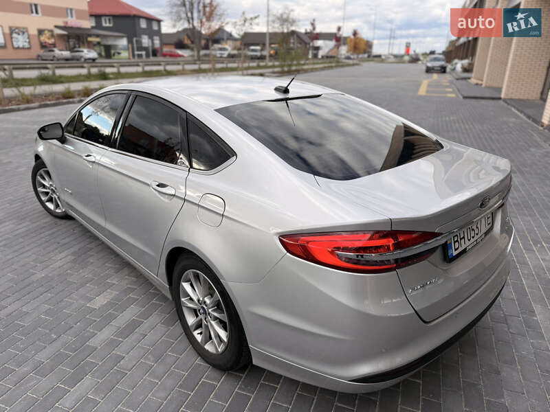 Седан Ford Fusion 2018 в Виннице