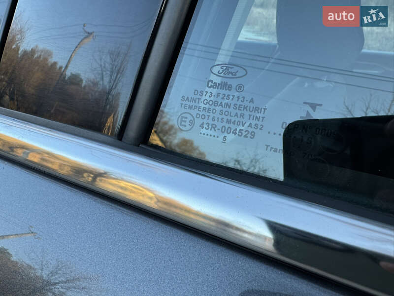 Седан Ford Fusion 2015 в Киеве