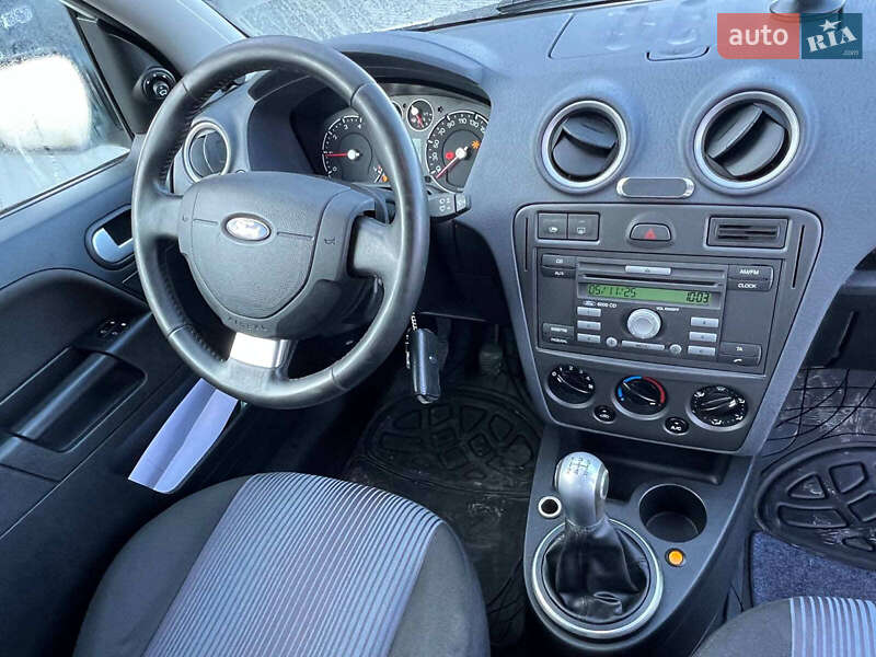 Хетчбек Ford Fusion 2011 в Львові