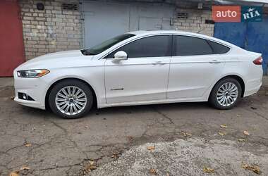 Седан Ford Fusion 2014 в Кривом Роге
