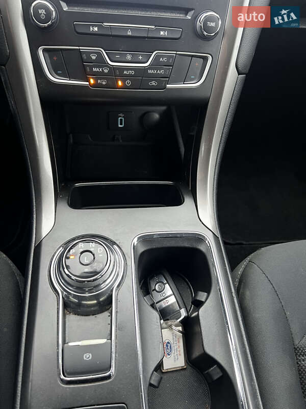 Седан Ford Fusion 2018 в Дніпрі фото 40 Седан Ford Fusion 2018 в Дніпрі