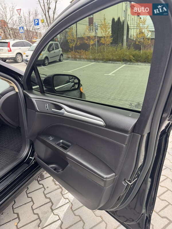 Седан Ford Fusion 2016 в Хмельницком