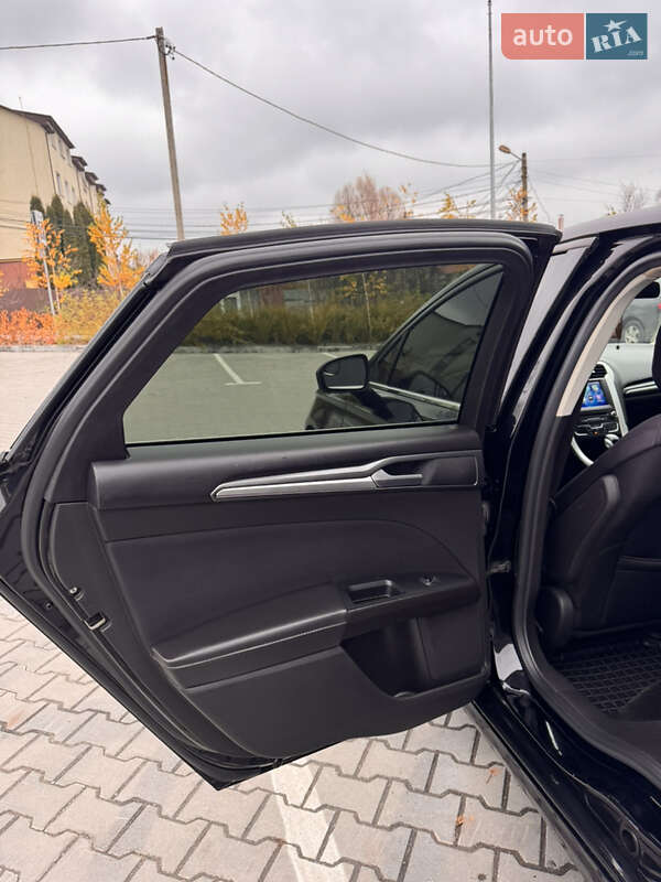 Седан Ford Fusion 2016 в Хмельницком