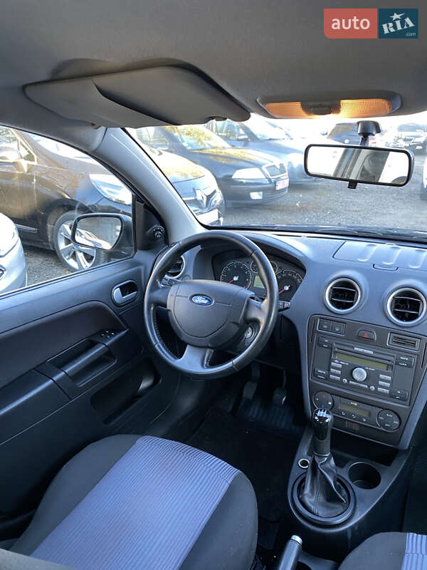 Хетчбек Ford Fusion 2009 в Луцьку