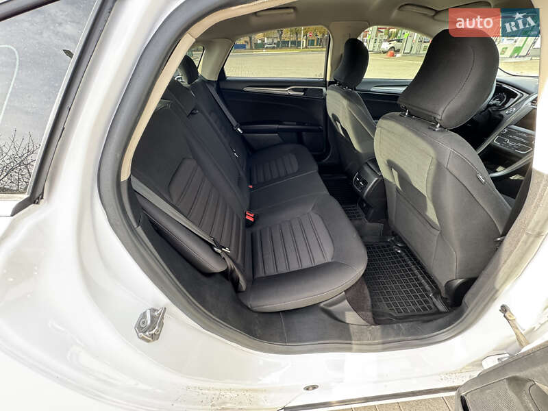 Седан Ford Fusion 2019 в Житомире