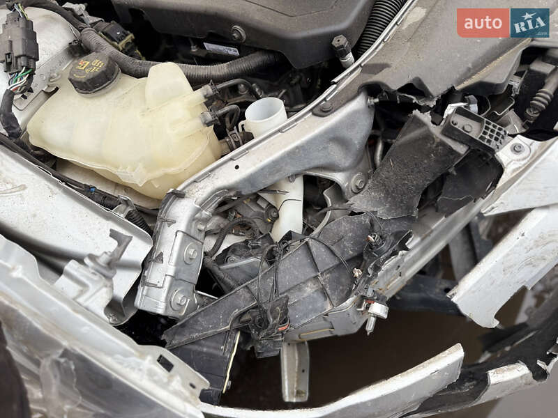 Седан Ford Fusion 2019 в Киеве фото 7 Седан Ford Fusion 2019 в Киеве