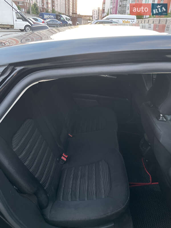 Седан Ford Fusion 2015 в Софіївській Борщагівці