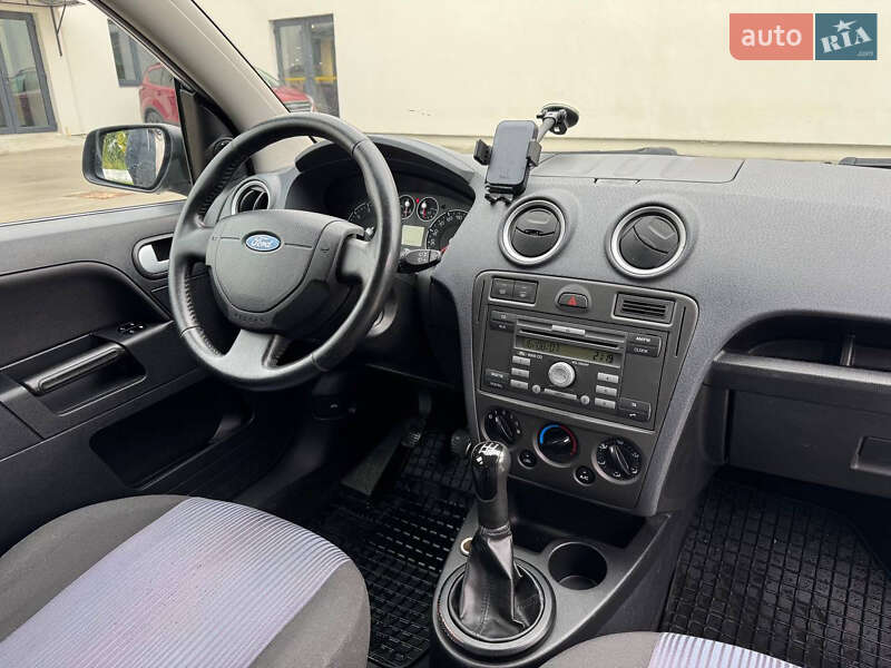 Хетчбек Ford Fusion 2007 в Луцьку