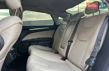 Седан Ford Fusion 2014 в Одесі