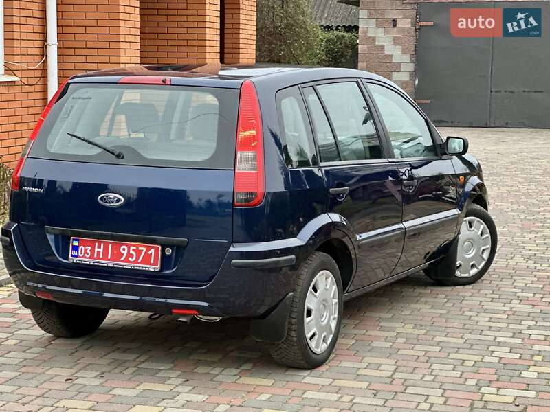 Хетчбек Ford Fusion 2005 в Володимирці