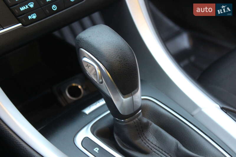 Седан Ford Fusion 2016 в Дніпрі