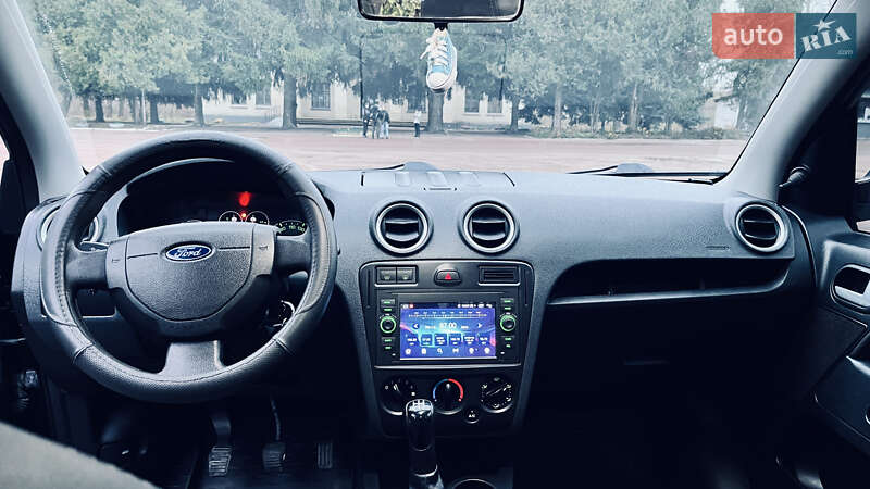 Хэтчбек Ford Fusion 2006 в Прилуках фото 11 Хэтчбек Ford Fusion 2006 в Прилуках
