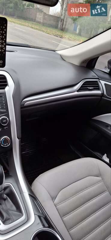 Седан Ford Fusion 2013 в Покрові