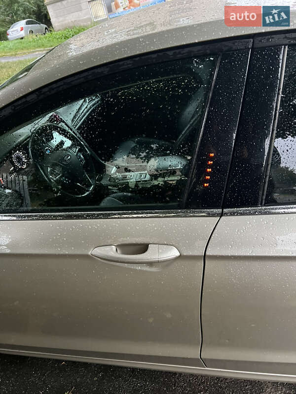 Седан Ford Fusion 2018 в Тернополе