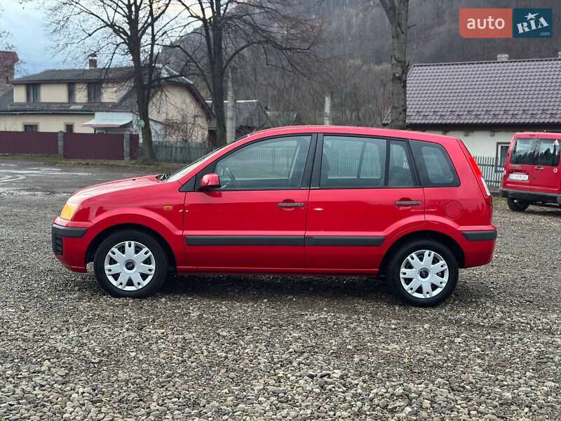 Хетчбек Ford Fusion 2007 в Долині