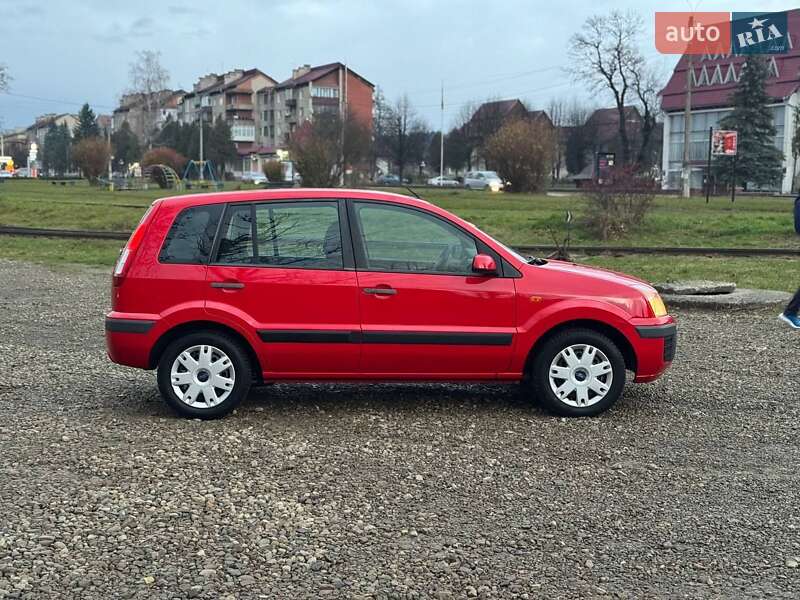 Хетчбек Ford Fusion 2007 в Долині