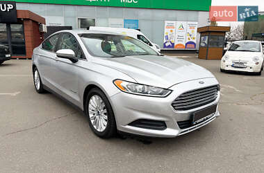 Седан Ford Fusion 2015 в Киеве