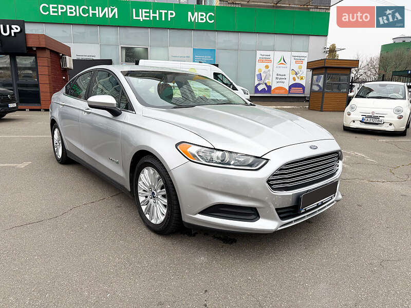 Ford Fusion 2015