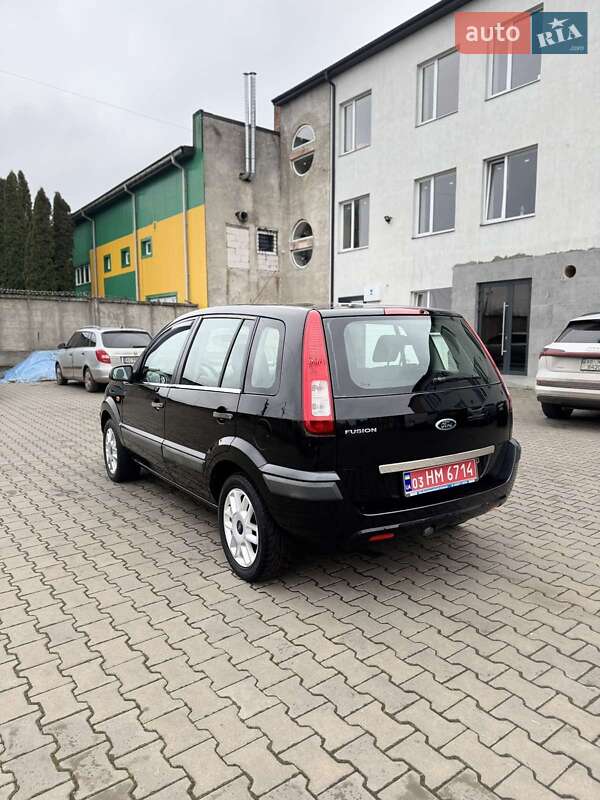Хетчбек Ford Fusion 2008 в Луцьку