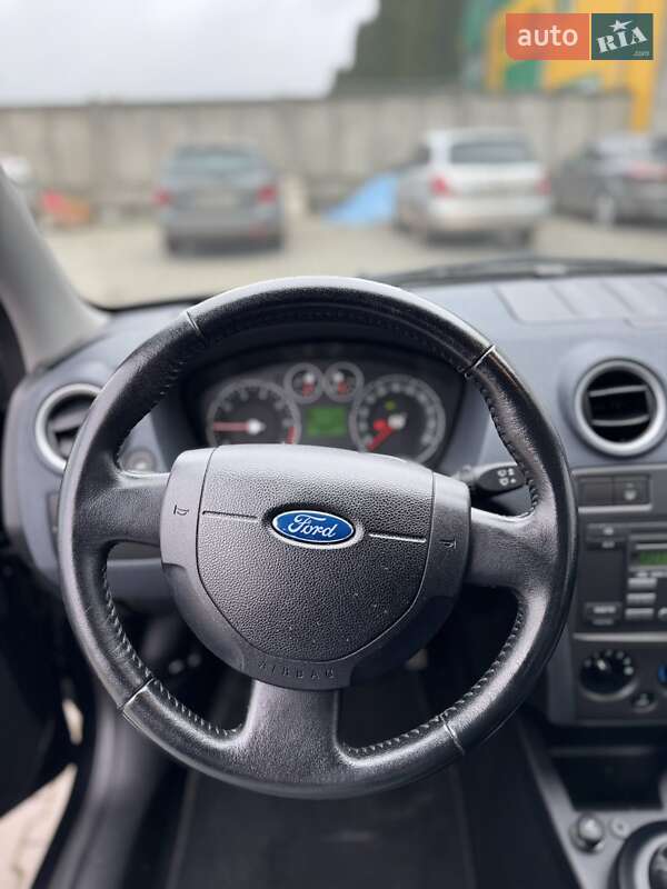 Хетчбек Ford Fusion 2008 в Луцьку