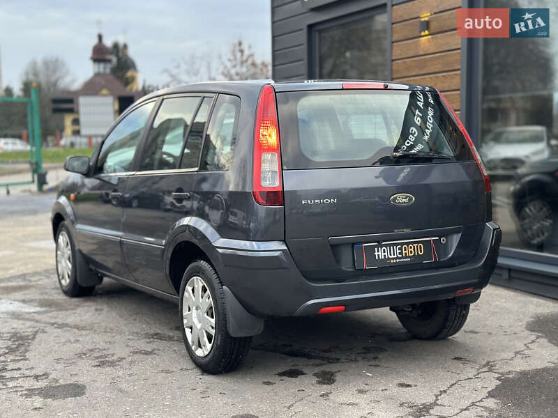 Хэтчбек Ford Fusion 2010 в Шептицькому