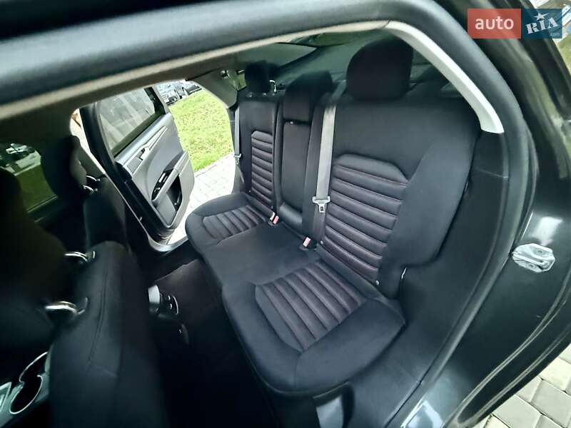 Седан Ford Fusion 2014 в Одесі