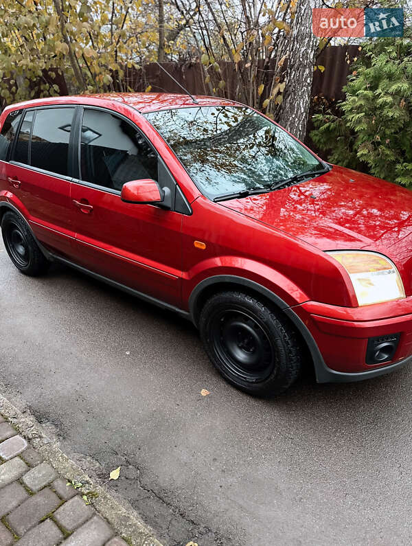 Хетчбек Ford Fusion 2006 в Рівному фото 4 Хетчбек Ford Fusion 2006 в Рівному
