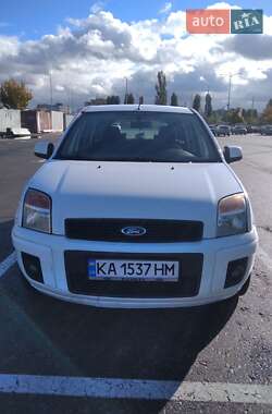 Хетчбек Ford Fusion 2011 в Києві