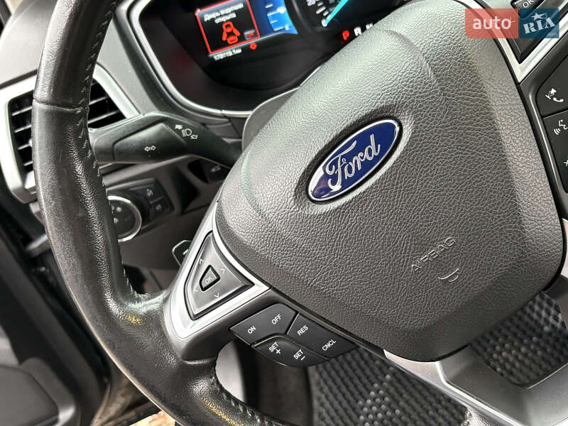 Седан Ford Fusion 2013 в Харькове