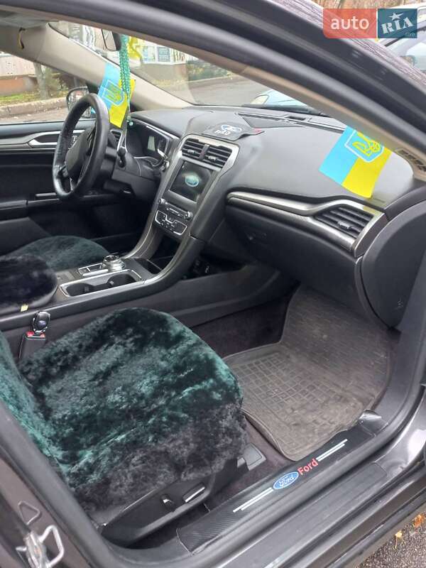 Седан Ford Fusion 2017 в Києві