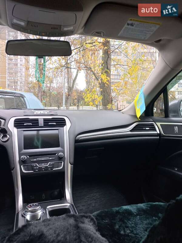 Седан Ford Fusion 2017 в Києві