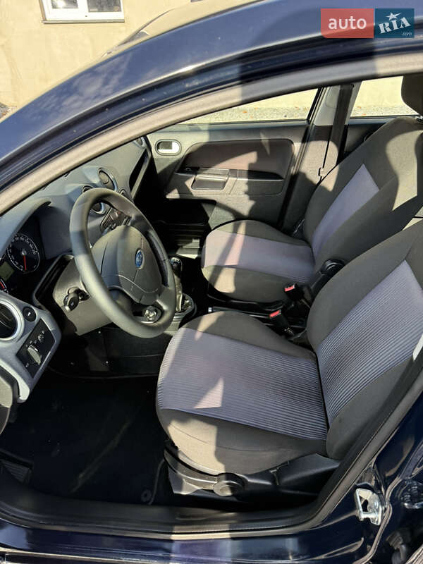 Хетчбек Ford Fusion 2007 в Луцьку фото 88 Хетчбек Ford Fusion 2007 в Луцьку