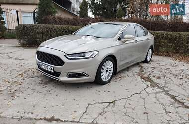 Седан Ford Fusion 2015 в Нікополі