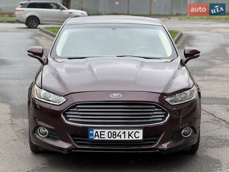 Седан Ford Fusion 2013 в Дніпрі