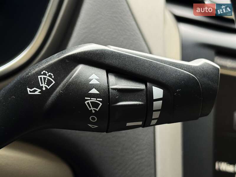 Седан Ford Fusion 2013 в Дніпрі