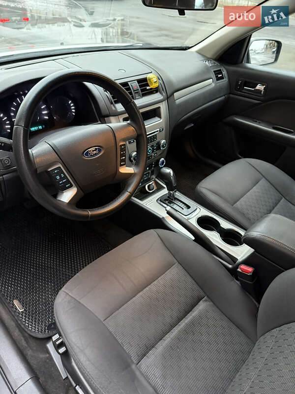 Седан Ford Fusion 2011 в Києві фото 17 Седан Ford Fusion 2011 в Києві