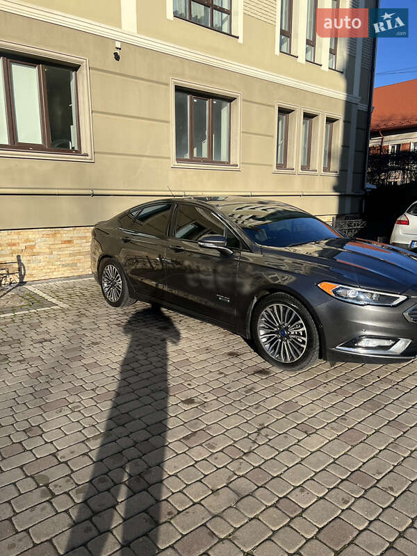 Седан Ford Fusion 2017 в Коломые