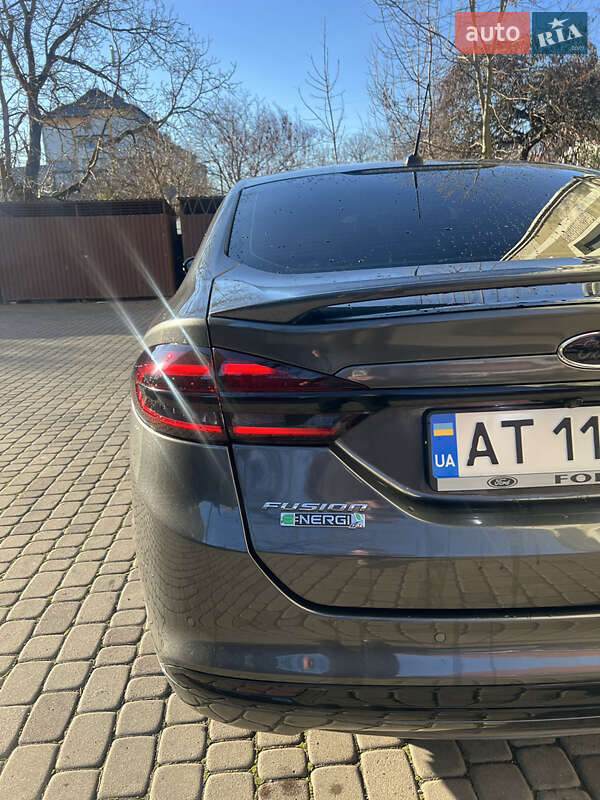 Седан Ford Fusion 2017 в Коломые