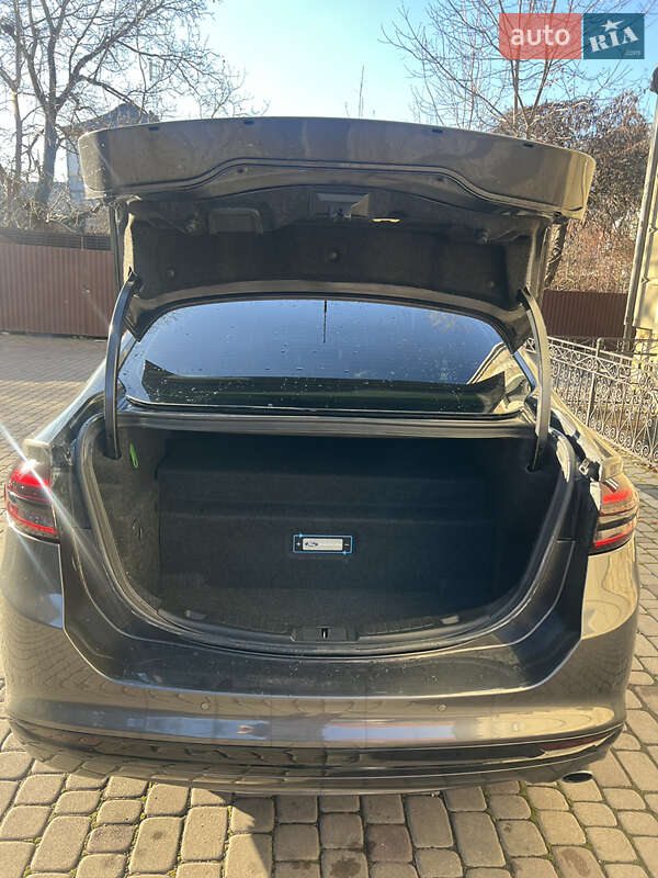 Седан Ford Fusion 2017 в Коломые