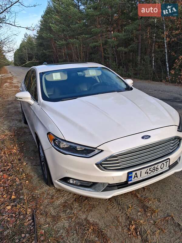 Седан Ford Fusion 2016 в Ворзелі