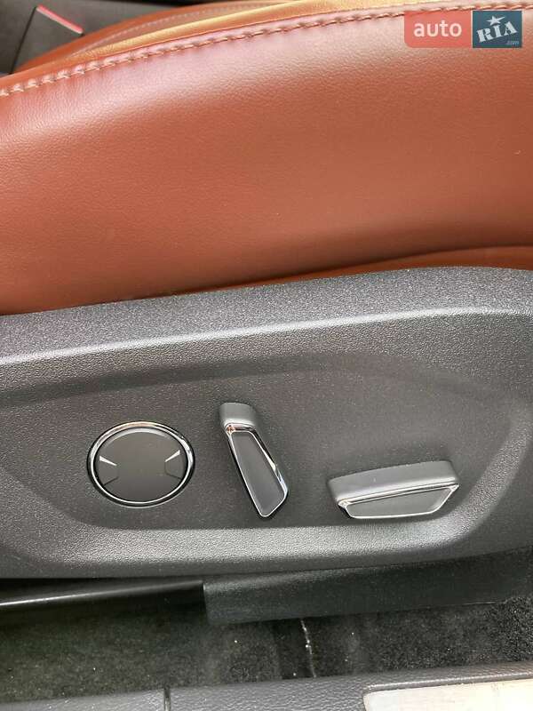 Седан Ford Fusion 2015 в Коломиї