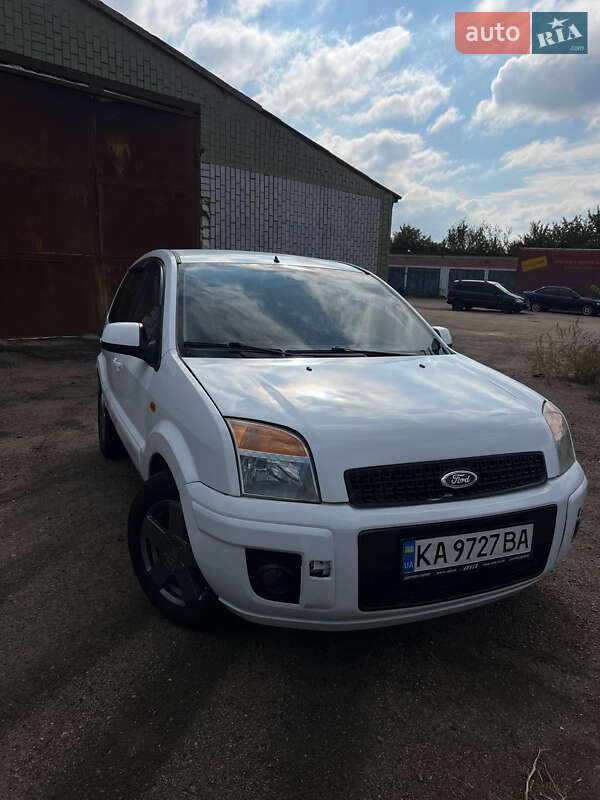 Хетчбек Ford Fusion 2010 в Добровеличківці фото 8 Хетчбек Ford Fusion 2010 в Добровеличківці