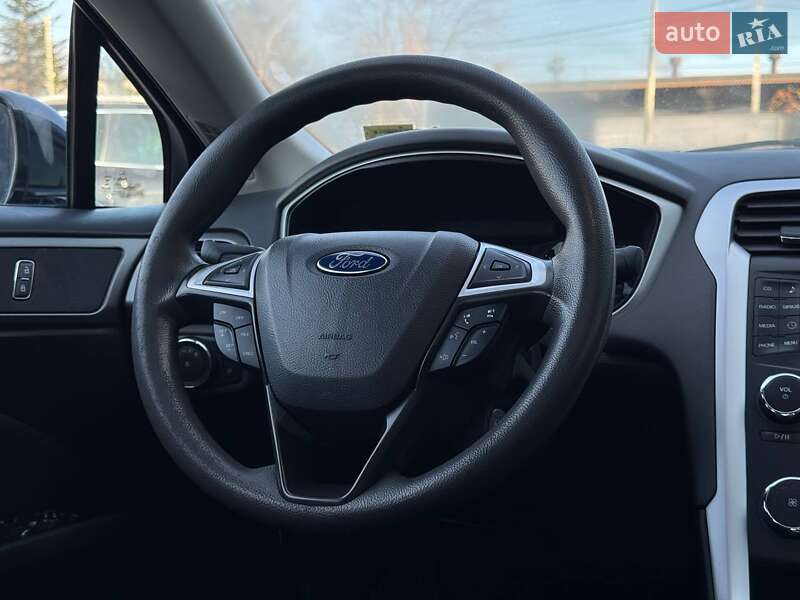 Седан Ford Fusion 2013 в Ровно фото 49 Седан Ford Fusion 2013 в Ровно