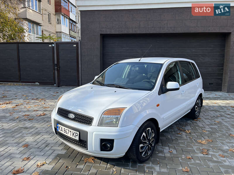 Хэтчбек Ford Fusion 2010 в Николаеве