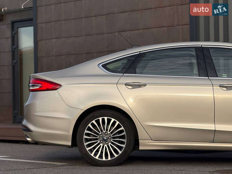 Седан Ford Fusion 2016 в Киеве