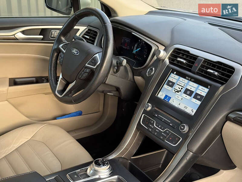 Седан Ford Fusion 2016 в Киеве